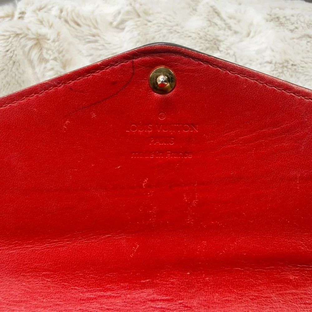 Louis Vuitton Sarah Wallet Womens Red Monogram Vernis Leather‎ TN4115 M.H Stamp